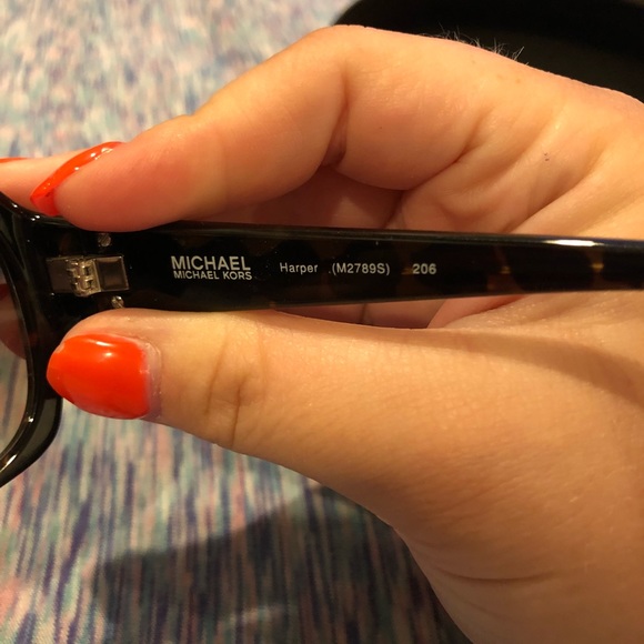 MK sunglasses - Picture 4 of 6